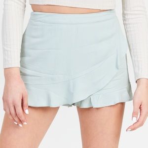 Altar’d State Quinn skort Sage NWT